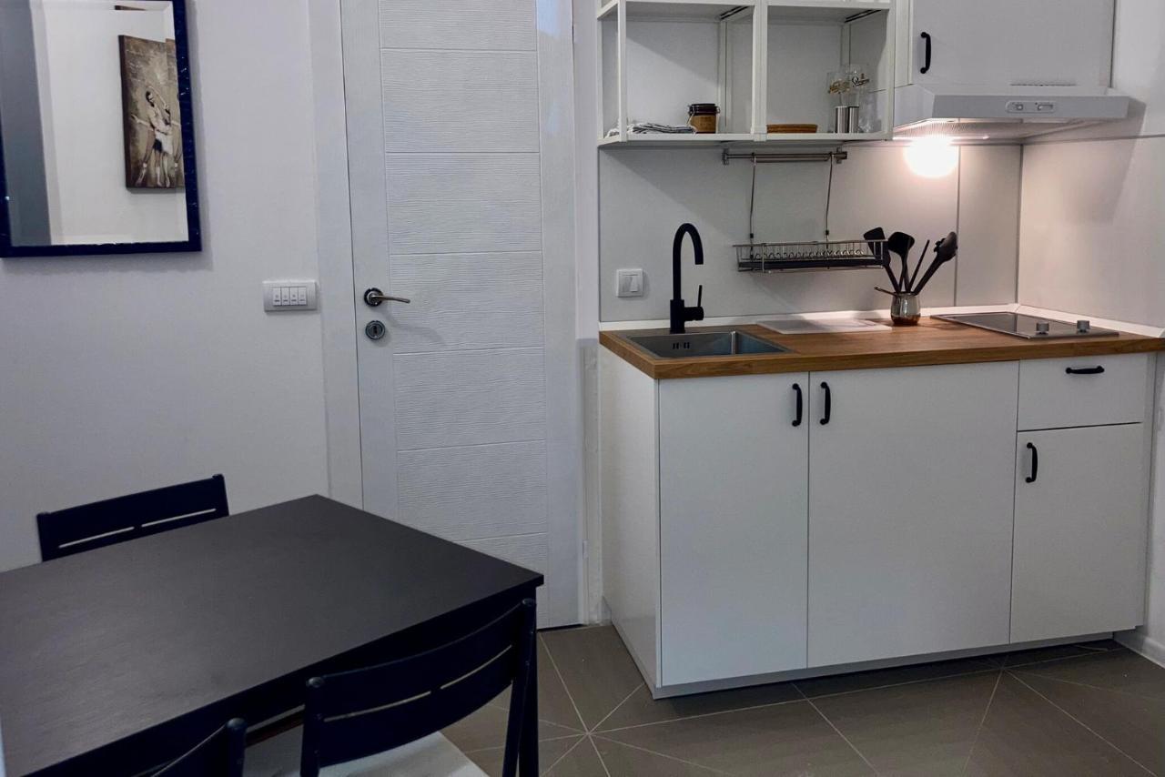 4Rooms 4U Beograd Eksteriør billede