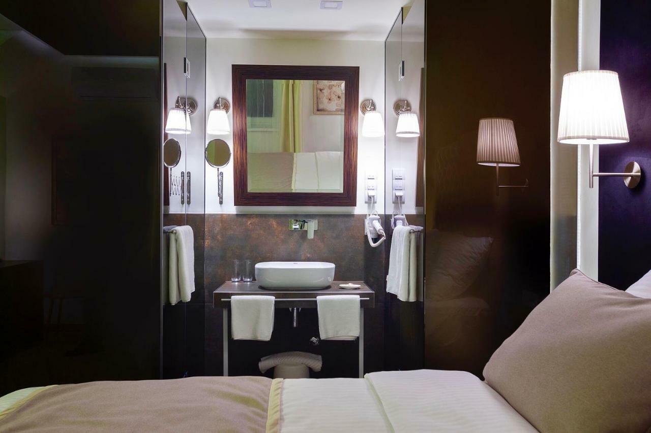 4Rooms 4U Beograd Eksteriør billede
